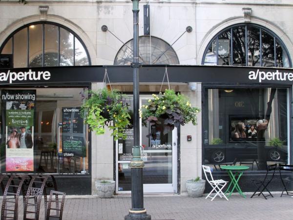 a/perture cinema